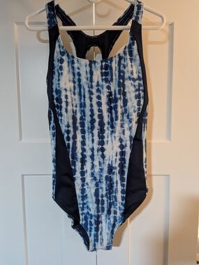 TYR NWOT Power Controlfit Swimsuit Womens 18 Blue Tie Dye Durafast Elite Bra